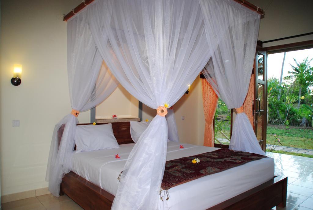 Tiara Homestay Pemuteran Habitación foto