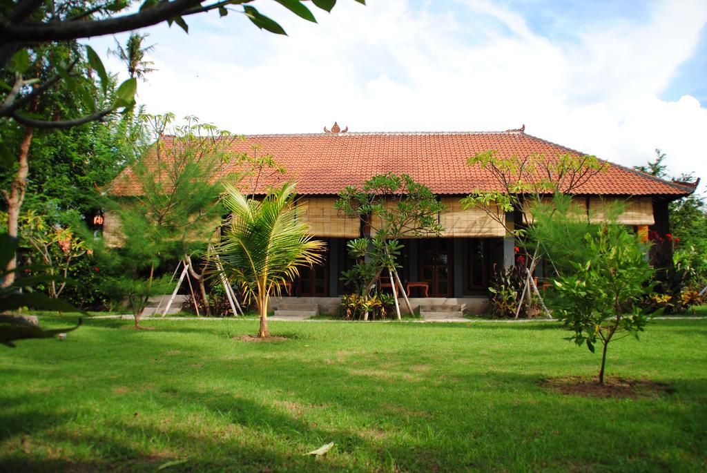 Tiara Homestay Pemuteran Exterior foto