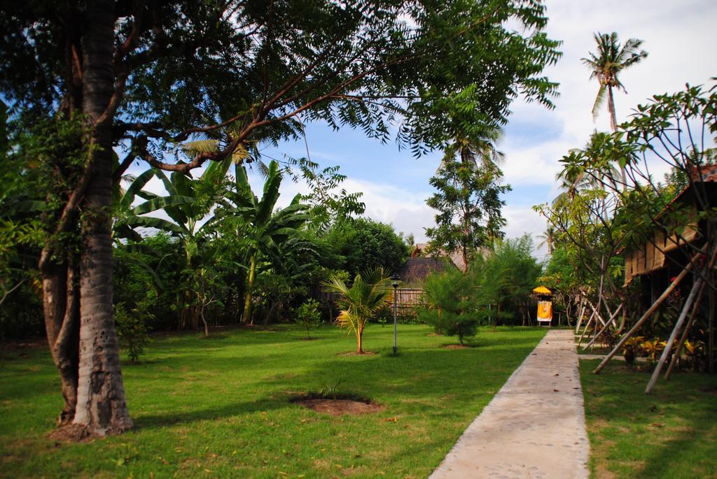 Tiara Homestay Pemuteran Exterior foto